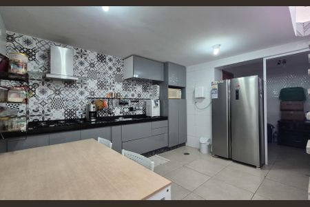 Casa à venda com 163m², 3 quartos e 1 vaga Casa à venda com 163m², 3 quartos e 1 vagaCozinha