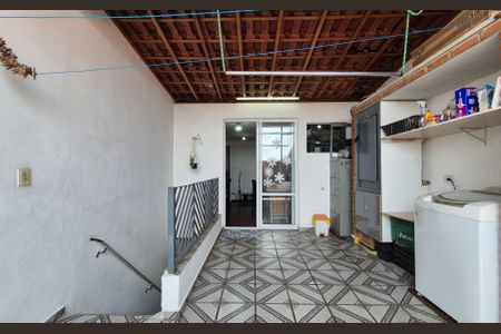 Casa à venda com 163m², 3 quartos e 1 vaga Casa à venda com 163m², 3 quartos e 1 vagaArea de serviço