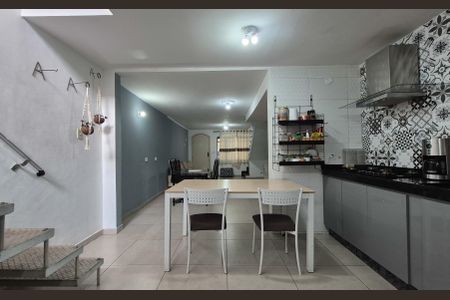 Casa à venda com 163m², 3 quartos e 1 vaga Casa à venda com 163m², 3 quartos e 1 vagaCozinha