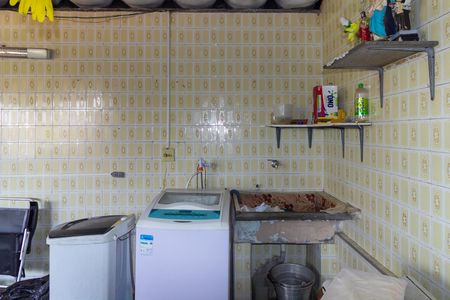 Casa de condomínio à venda com 225m², 4 quartos e 4 vagasÁrea de Serviço