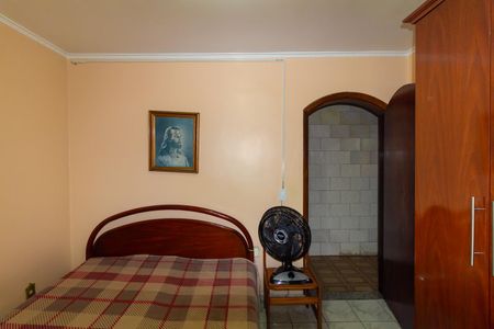 Casa de condomínio à venda com 225m², 4 quartos e 4 vagasQuarto 1