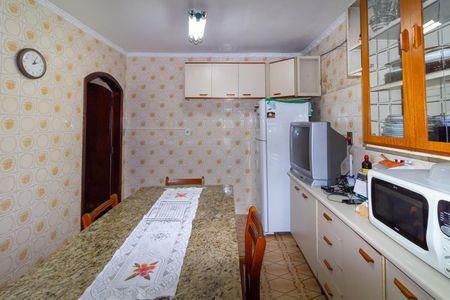 Casa de condomínio à venda com 225m², 4 quartos e 4 vagasCozinha