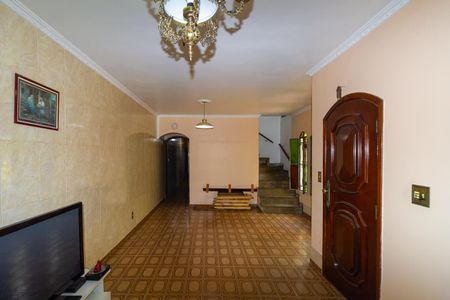 Casa de condomínio à venda com 225m², 4 quartos e 4 vagasSala