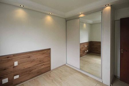 Apartamento à venda com 138m², 3 quartos e 3 vagas Apartamento à venda com 138m², 3 quartos e 3 vagasQuarto 2