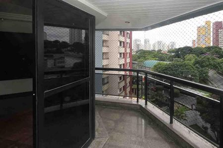 Apartamento à venda com 138m², 3 quartos e 3 vagas Apartamento à venda com 138m², 3 quartos e 3 vagasVaranda da Sala