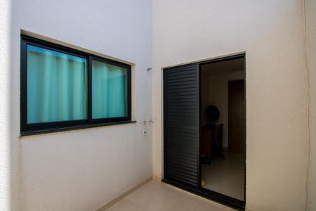 Apartamento para alugar com 82m², 2 quartos e 1 vagaÁrea externa do quarto 2