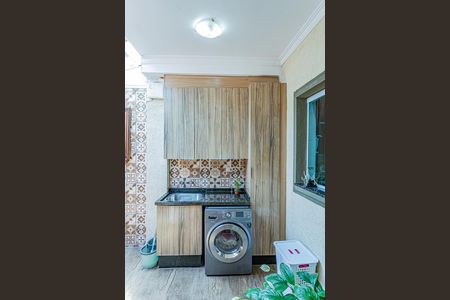 Casa à venda com 107m², 3 quartos e 4 vagas Casa à venda com 107m², 3 quartos e 4 vagasEspaço Gourmet e área de serviço