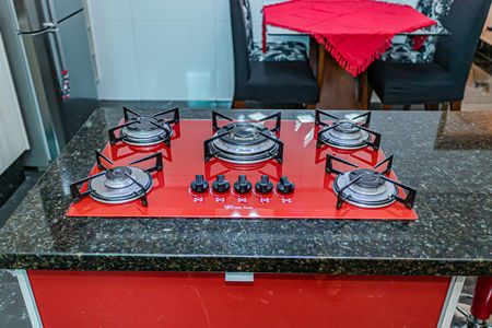 Casa à venda com 107m², 3 quartos e 4 vagas Casa à venda com 107m², 3 quartos e 4 vagasCozinha