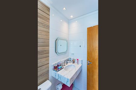 Casa à venda com 107m², 3 quartos e 4 vagas Casa à venda com 107m², 3 quartos e 4 vagasBanheiro suite