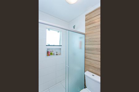 Casa à venda com 107m², 3 quartos e 4 vagas Casa à venda com 107m², 3 quartos e 4 vagasBanheiro suite