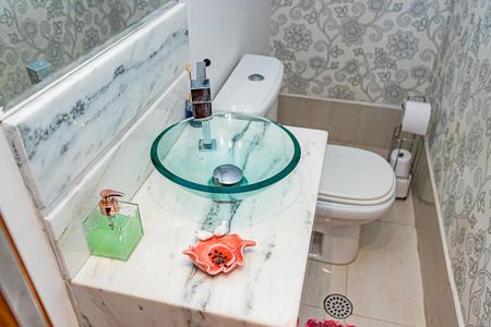 Casa à venda com 107m², 3 quartos e 4 vagas Casa à venda com 107m², 3 quartos e 4 vagasLavabo