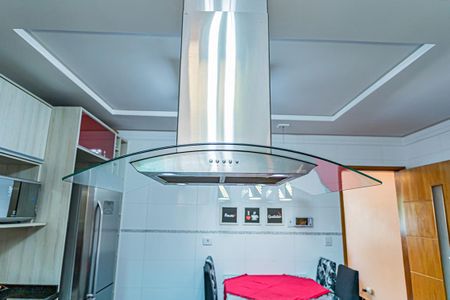 Casa à venda com 107m², 3 quartos e 4 vagas Casa à venda com 107m², 3 quartos e 4 vagasCozinha