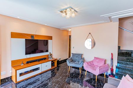 Casa à venda com 107m², 3 quartos e 4 vagas Casa à venda com 107m², 3 quartos e 4 vagasSala