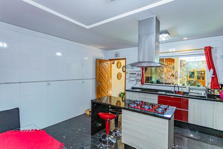 Casa à venda com 107m², 3 quartos e 4 vagas Casa à venda com 107m², 3 quartos e 4 vagasCozinha