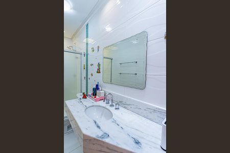 Casa à venda com 107m², 3 quartos e 4 vagas Casa à venda com 107m², 3 quartos e 4 vagasBanheiro