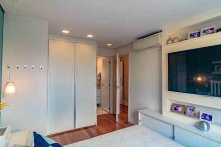 Apartamento à venda com 132m², 3 quartos e 3 vagasQuarto 3