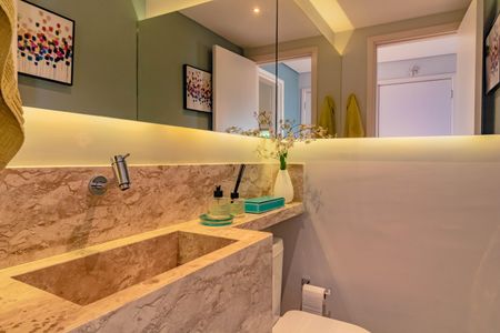 Apartamento à venda com 132m², 3 quartos e 3 vagasBanheiro 3