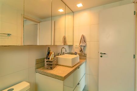 Apartamento à venda com 132m², 3 quartos e 3 vagasBanheiro