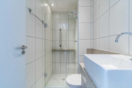 Apartamento para alugar com 39m², 2 quartos e 1 vaga Apartamento para alugar com 39m², 2 quartos e 1 vagaBanheiro