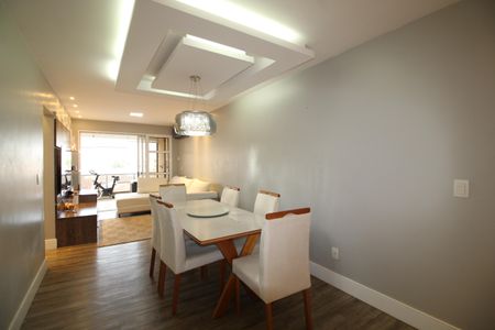 Apartamento à venda com 94m², 3 quartos e 1 vagaSala