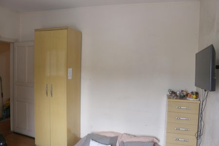 Casa à venda com 179m², 2 quartos e 3 vagasQuarto 2