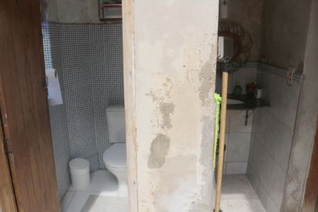 Casa à venda com 179m², 2 quartos e 3 vagasLavabo