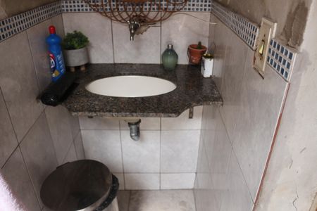 Casa à venda com 179m², 2 quartos e 3 vagasLavabo