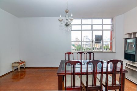 Apartamento à venda com 107m², 3 quartos e sem vagaSala