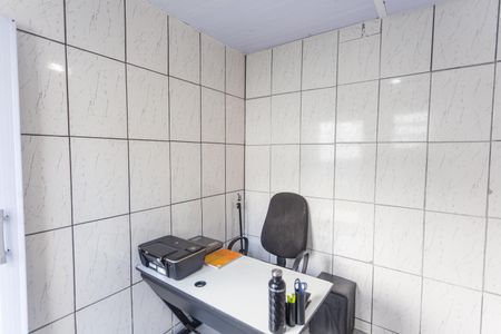 Casa à venda com 120m², 4 quartos e 2 vagas Casa à venda com 120m², 4 quartos e 2 vagasEscritório no Quintal