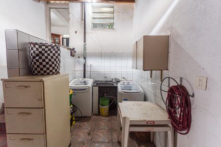 Casa à venda com 120m², 4 quartos e 2 vagas Casa à venda com 120m², 4 quartos e 2 vagasÁrea de Serviço