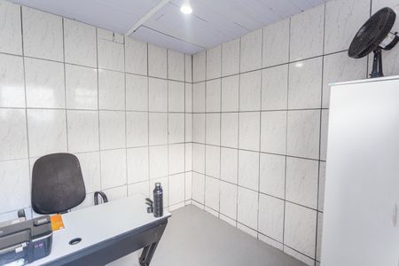 Casa à venda com 120m², 4 quartos e 2 vagas Casa à venda com 120m², 4 quartos e 2 vagasEscritório no Quintal