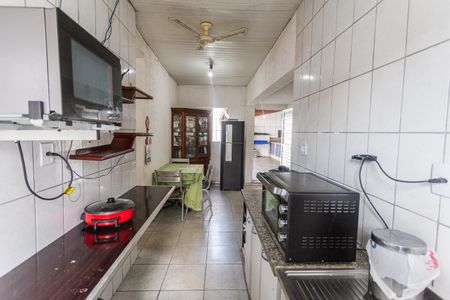 Casa à venda com 120m², 4 quartos e 2 vagas Casa à venda com 120m², 4 quartos e 2 vagasCozinha