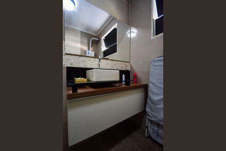 Casa para alugar com 350m², 4 quartos e 5 vagas Casa para alugar com 350m², 4 quartos e 5 vagasBanheiro/Suíte