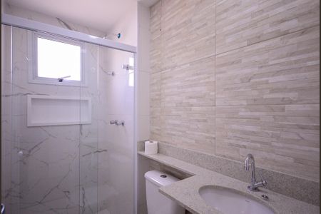 Apartamento à venda com 57m², 2 quartos e 2 vagasBanheiro da Suíte
