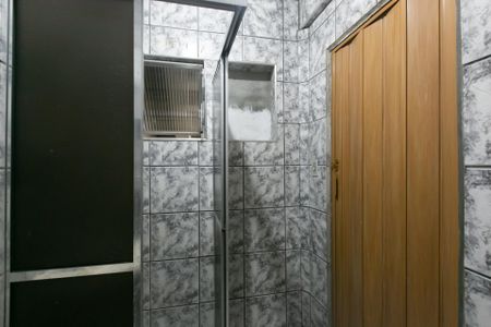 Casa à venda com 380m², 3 quartos e 6 vagas Casa à venda com 380m², 3 quartos e 6 vagasBanheiro 2