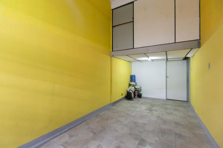 Casa à venda com 380m², 3 quartos e 6 vagas Casa à venda com 380m², 3 quartos e 6 vagasGaragem