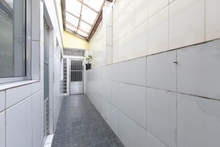 Casa à venda com 380m², 3 quartos e 6 vagas Casa à venda com 380m², 3 quartos e 6 vagasCorredor