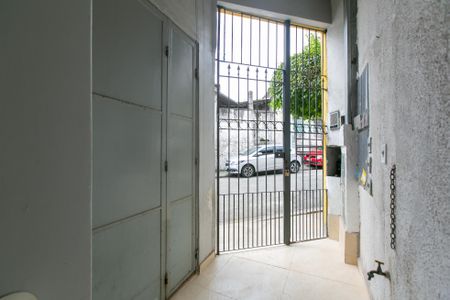 Casa à venda com 380m², 3 quartos e 6 vagas Casa à venda com 380m², 3 quartos e 6 vagasEntrada