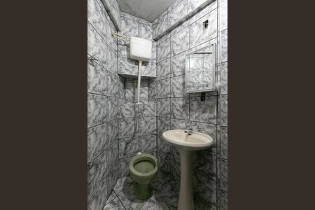 Casa à venda com 380m², 3 quartos e 6 vagas Casa à venda com 380m², 3 quartos e 6 vagasBanheiro 2