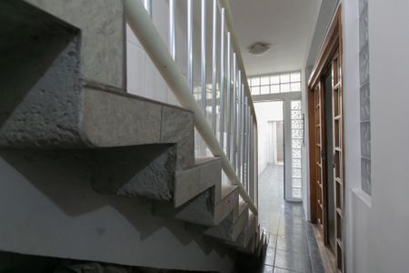 Casa à venda com 380m², 3 quartos e 6 vagas Casa à venda com 380m², 3 quartos e 6 vagasCorredor