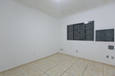 Casa à venda com 380m², 3 quartos e 6 vagas Casa à venda com 380m², 3 quartos e 6 vagasQuarto 1