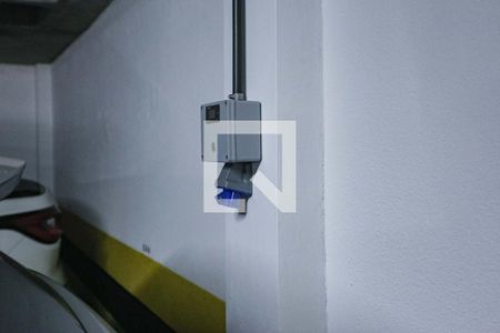 Apartamento à venda com 200m², 4 quartos e 4 vagas Apartamento à venda com 200m², 4 quartos e 4 vagasÁrea comum - Garagem