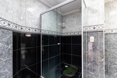 Apartamento à venda com 90m², 2 quartos e 2 vagasBanheiro da Suíte