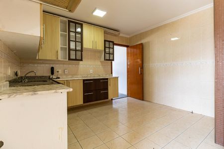 Apartamento à venda com 90m², 2 quartos e 2 vagasCozinha