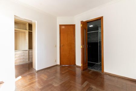 Apartamento à venda com 90m², 2 quartos e 2 vagasSuíte
