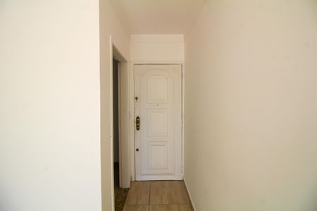 Apartamento à venda com 122m², 3 quartos e 1 vaga Apartamento à venda com 122m², 3 quartos e 1 vagaSala