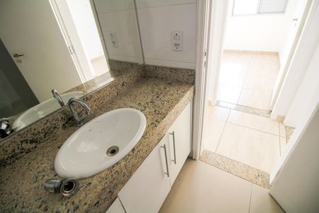 Apartamento à venda com 122m², 3 quartos e 1 vaga Apartamento à venda com 122m², 3 quartos e 1 vagaBanheiro Social