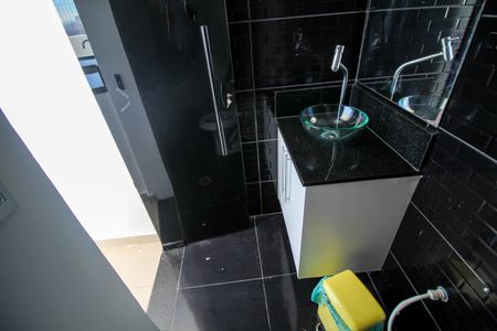 Apartamento à venda com 122m², 3 quartos e 1 vaga Apartamento à venda com 122m², 3 quartos e 1 vagaCobertura Banheiro