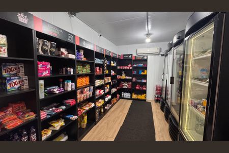 Apartamento à venda com 45m², 2 quartos e 1 vaga Apartamento à venda com 45m², 2 quartos e 1 vagaÁrea comum - Mini Mercado