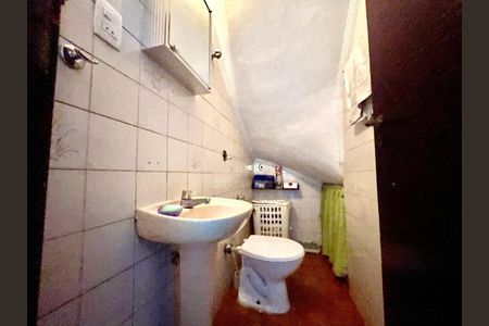 Casa à venda com 110m², 3 quartos e sem vagaLavabo